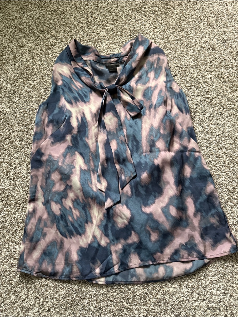 Ann Taylor Blue & Pink Tie-Neck Sleeveless Camisole